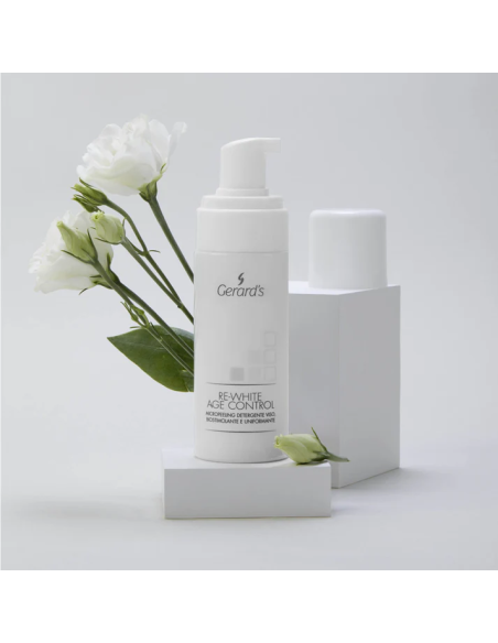 RE-WHITE AGE CONTROL Mikro-peeling skum til ansigtsrensning, biostimulerende 160 ml