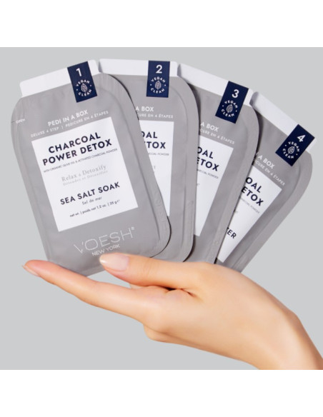 VOESH - PEDI IN A BOX Fodsæt Kulpulver Detox, rensende, 4 produkter