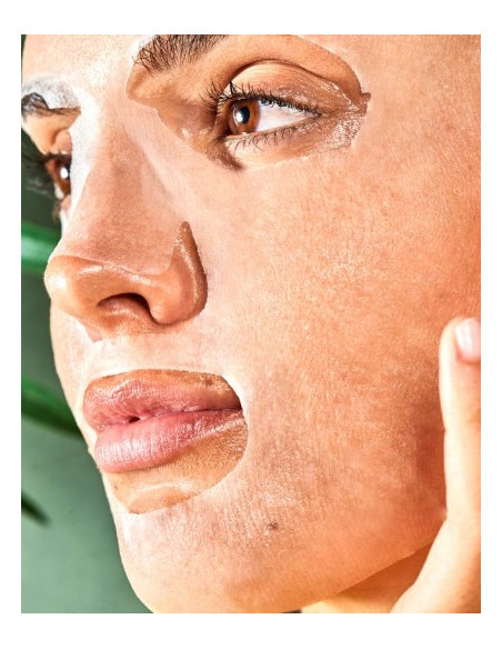 Iroha Nature fugtgivende ansigtsmaske med avocado og hyaluronsyre til næring af tør, dehydreret hud